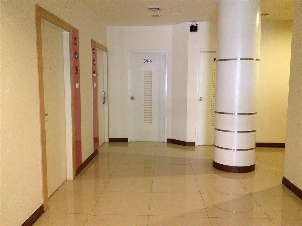 Lido Millennium Hotel Бангкок Экстерьер фото